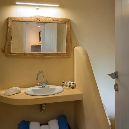 Zefiros Vakantiehuis Karavostasis (Folegandros)